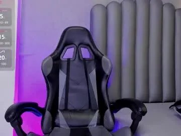 _leohot_ — GOAL: cum for you on your face  [440 tokens remaining] come and enjoy  #skinny #bigcock #ebony #cum #gay