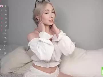 _vi_vi_ on Chaturbate 