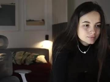 _whoareu_ on Chaturbate