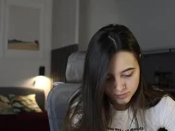 _whoareu_ on Chaturbate