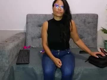 adahira08 on Chaturbate 