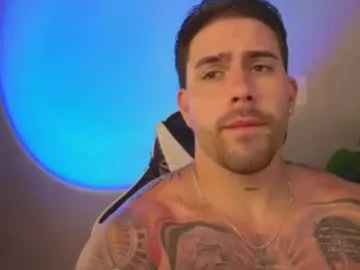 Freechat ades_lowe on Chaturbate