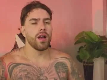 Freechat ades_lowe on Chaturbate