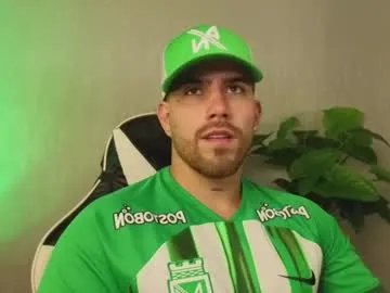 Freechat ades_lowe on Chaturbate