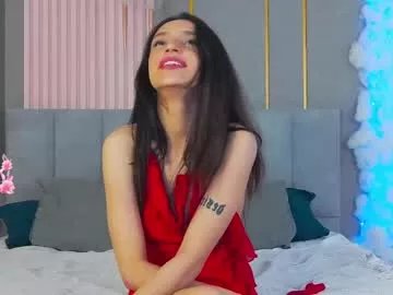 Freechat adoracortes on Chaturbate