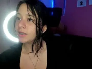 Freechat agnes_21 on Chaturbate