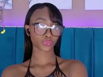 ahvi_ebony from Chaturbate