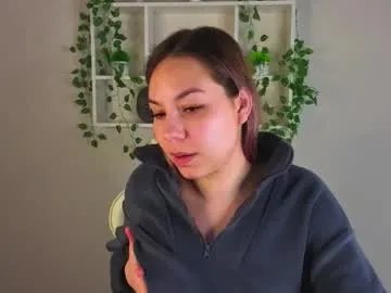 Freechat al1ice_moures on Chaturbate