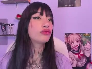 aleja_5 on Chaturbate