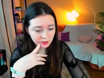 alluringeyess on Chaturbate 
