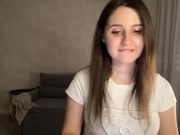 Freechat almostinnocent_ on Chaturbate