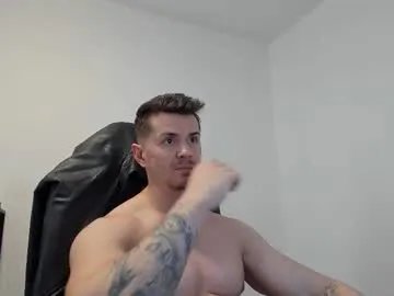alphagodleatherking92 on Chaturbate