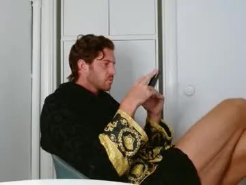 Freechat alphahung23 on Chaturbate