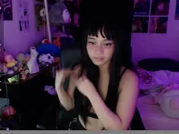 amateuroras on Chaturbate