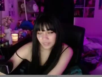 amateuroras on Chaturbate