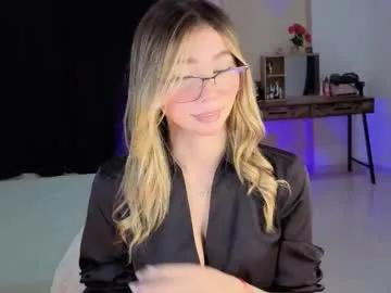 Private amelieaxie on Chaturbate