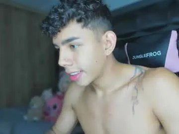 andrew_twink18 on Chaturbate