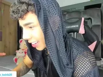andrew_twink18 on Chaturbate