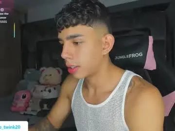 andrew_twink18 on Chaturbate