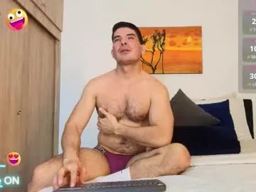 andrewstelee on Chaturbate