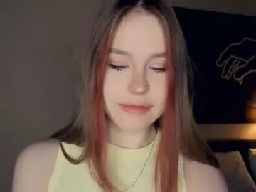 angel_to_burn on Chaturbate