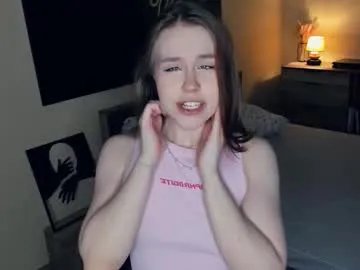 angel_to_burn on Chaturbate