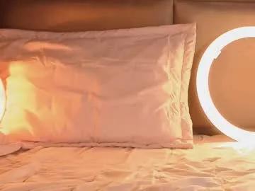 Freechat angelinepossy on Chaturbate