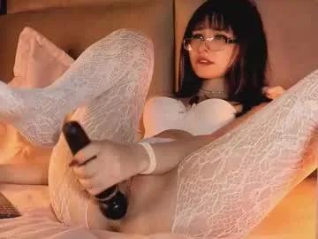 Freechat angelinepossy on Chaturbate