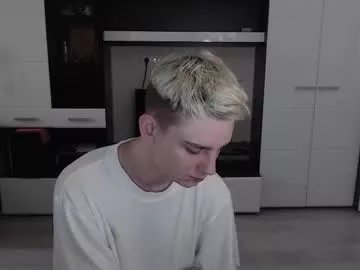 angryzan on Chaturbate