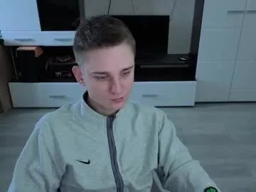 angryzan on Chaturbate