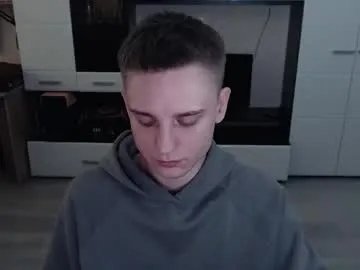 angryzan on Chaturbate