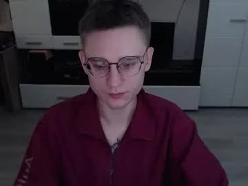 angryzan on Chaturbate