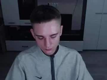 angryzan on Chaturbate