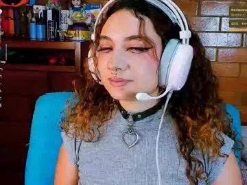 annycolin on Chaturbate