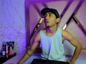 annyeli_bigtits on Chaturbate