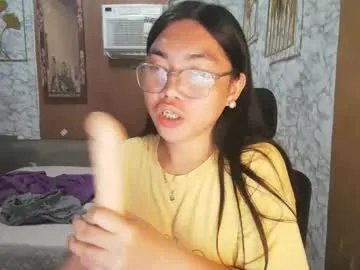 Freechat asian_rhean on Chaturbate