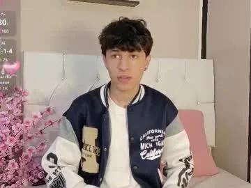 Freechat axel_evanss on Chaturbate