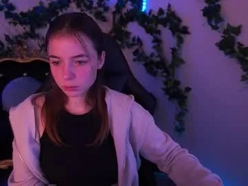 Freechat babe_dollie on Chaturbate