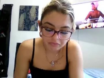 baby_girls2224 from Chaturbate