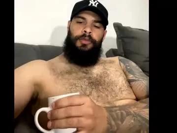 beardmax on Chaturbate
