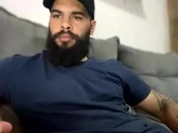 beardmax on Chaturbate
