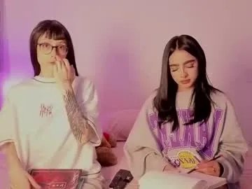 belaxmeganofficial from Chaturbate