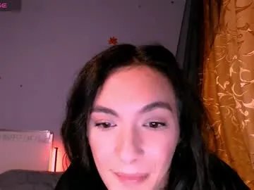 Freechat bellaqueen0701 on Chaturbate