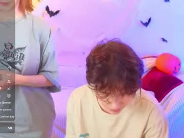 Freechat berry_assortment on Chaturbate