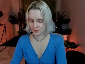 bethanycloud — GOAL: kisses for everyone on me [30 tokens remaining] Let's relax Welcome to my cozy space #nonude #shy #piercing #feet #new