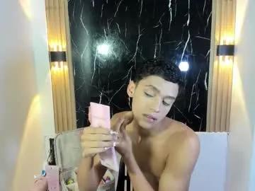 billy_jamees from Chaturbate