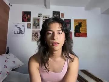 Freechat bloomingbella on Chaturbate