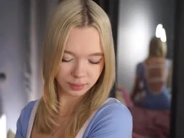 Freechat boobybliss on Chaturbate