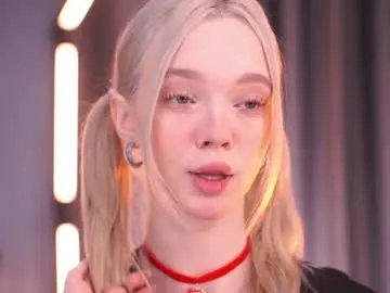 Freechat boobybliss on Chaturbate