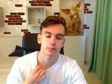 Join 19 years old bradyflint from Chaturbate bradyflint from Chaturbate